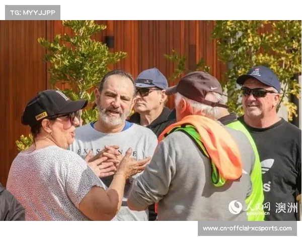 老年足球友谊赛举办，运动促进健康老龄化